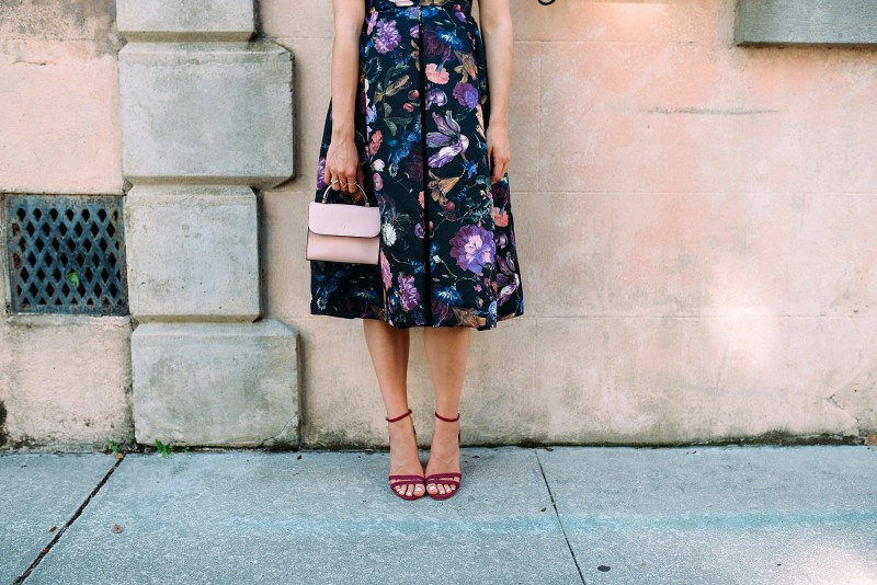 blush and camo, how to style, style tips, floral print, floral print dress, block heels