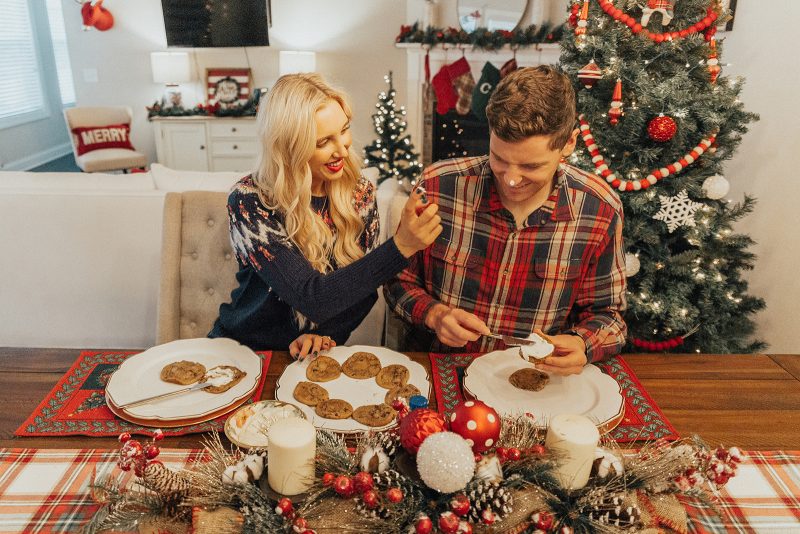 How To Take The Perfect Holiday Photo, family photos, blush and camo, how to, service with style, maurices 