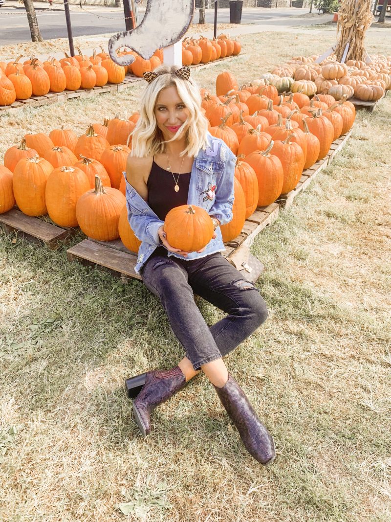 60+ Fall & Halloween Captions for Instagram