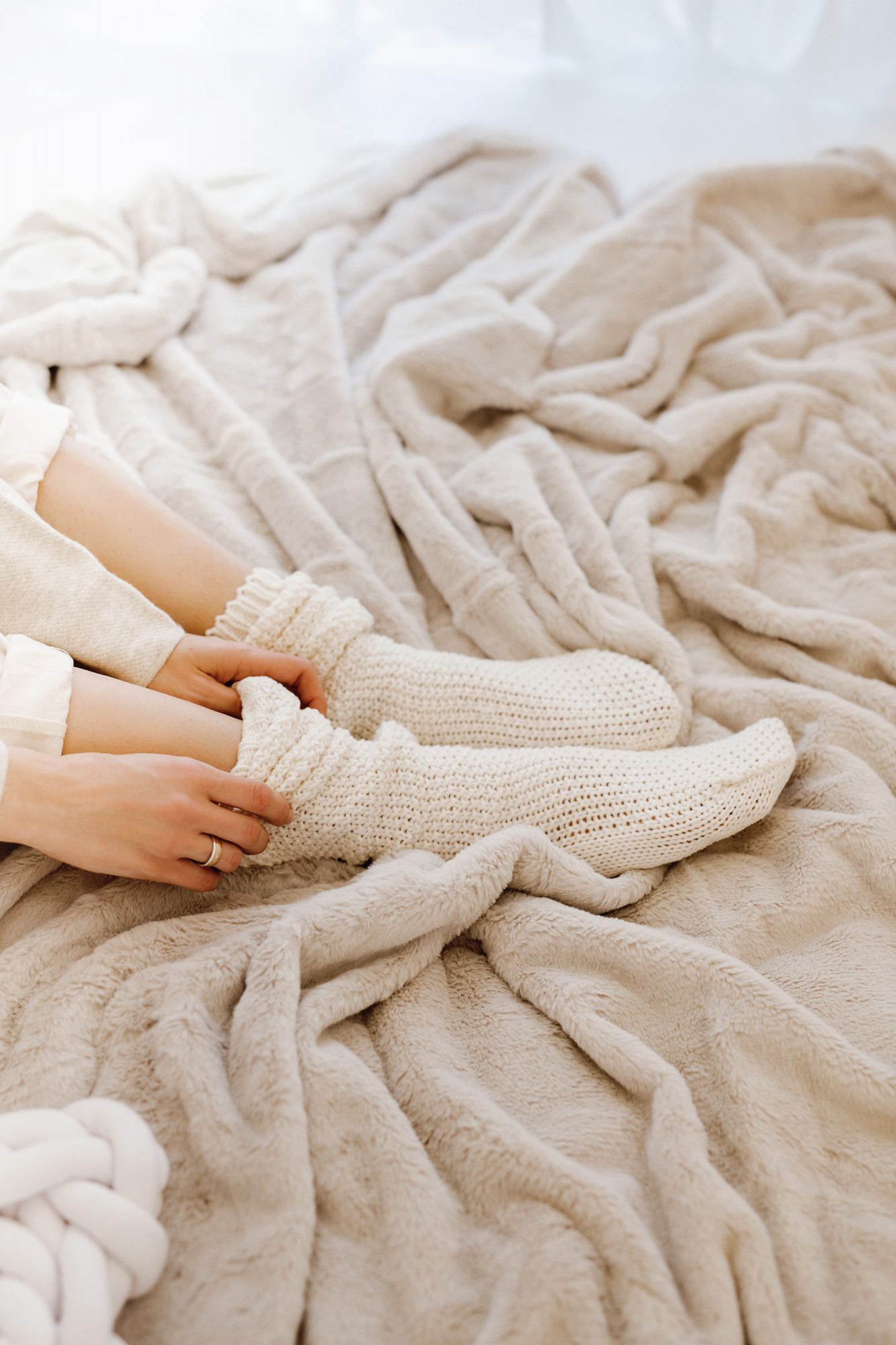 15 Cozy Essentials for Winter