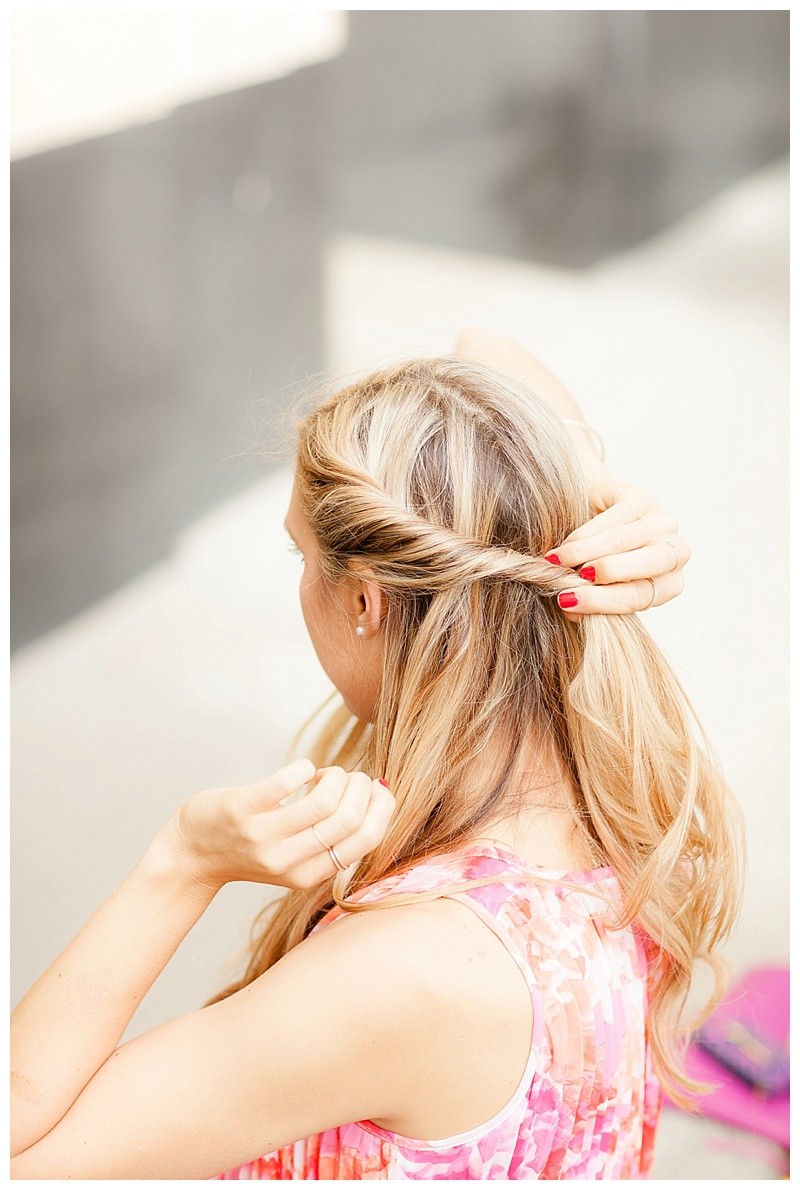 View More: https://courtneybondphotography.pass.us/julianna-lifestyle12-hair-tutorial