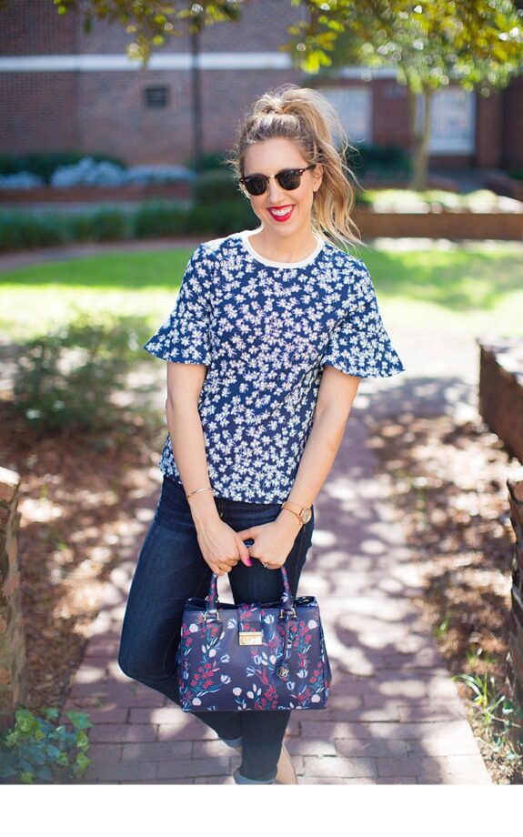 blush and camo, draper james, MEADOW GARDEN LIGHTWEIGHT TERRY TEE, DUNAWAY VINES CAROLINE TOTE, spring style