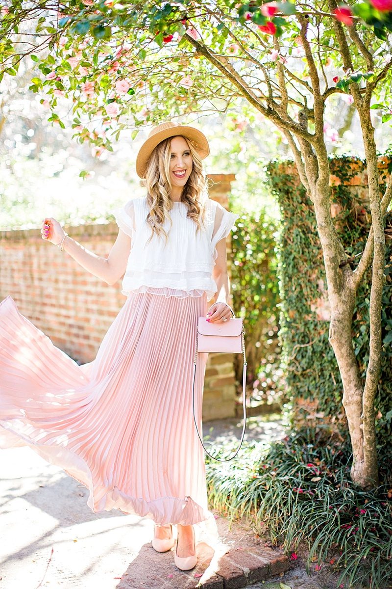 blush and camo, style tips, blog tips, photography tips, pink skirt, boater hat, spring style, fashion blogger style 