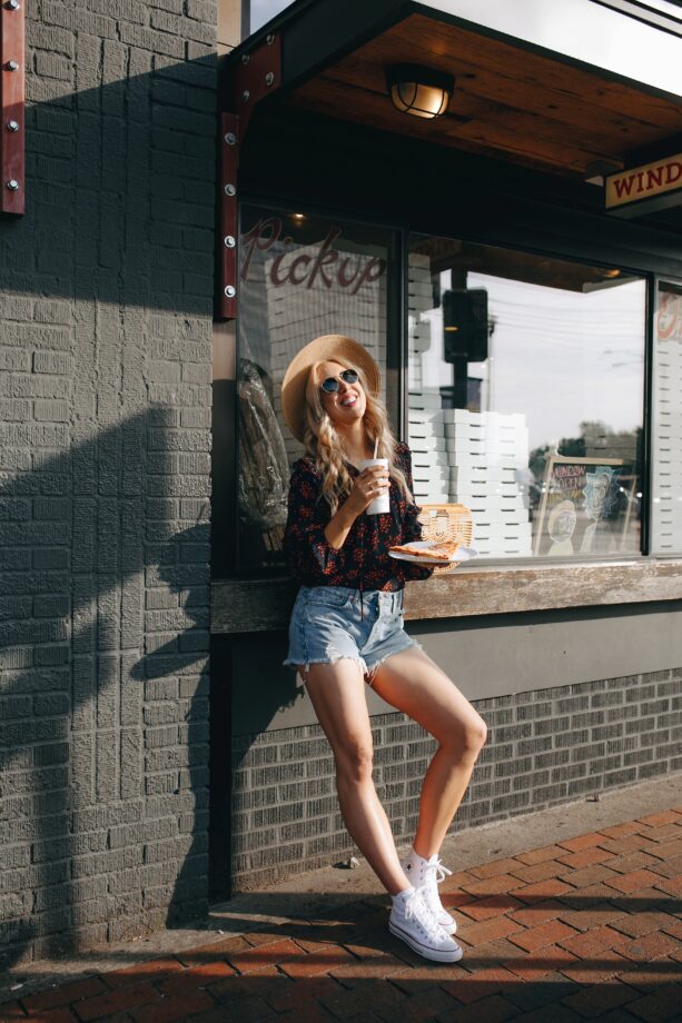 blush and camo, personal style, revolve jean shorts, converse high tops, style tips, arch clutch