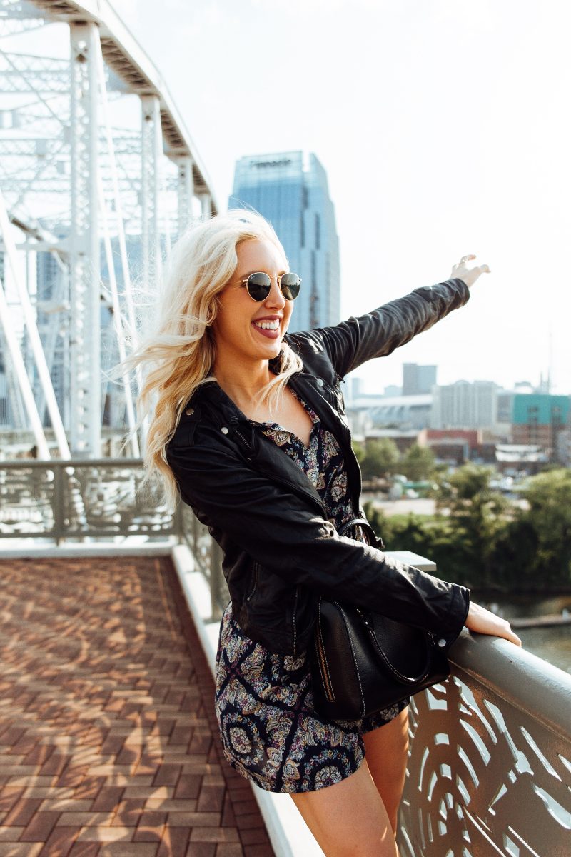 fall style, fall style tips, nashville style, nashville blogger, leather jacket. vans, style tips, edgy style, chic style, fall style, blush and camo 