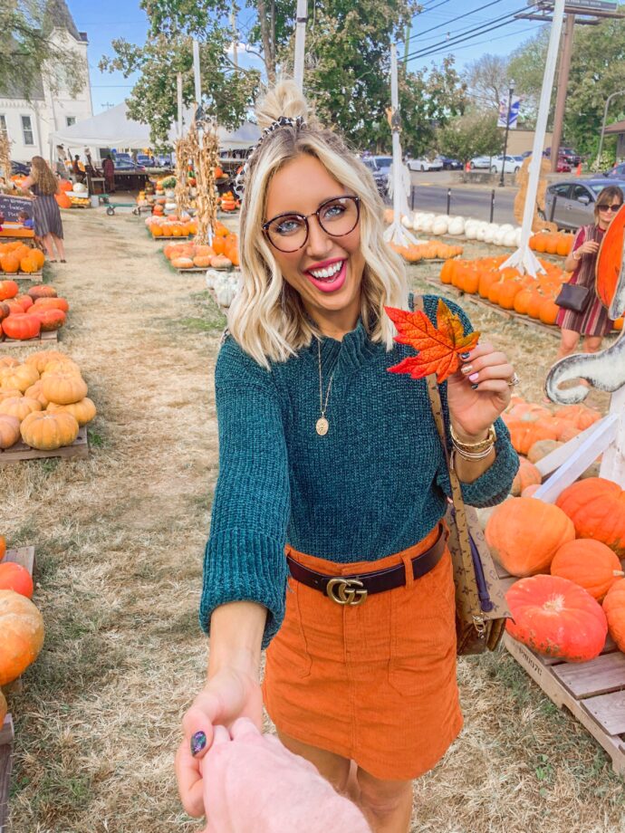 60+ Fall & Halloween Captions for Instagram